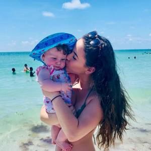 Meet your Posher, Constance